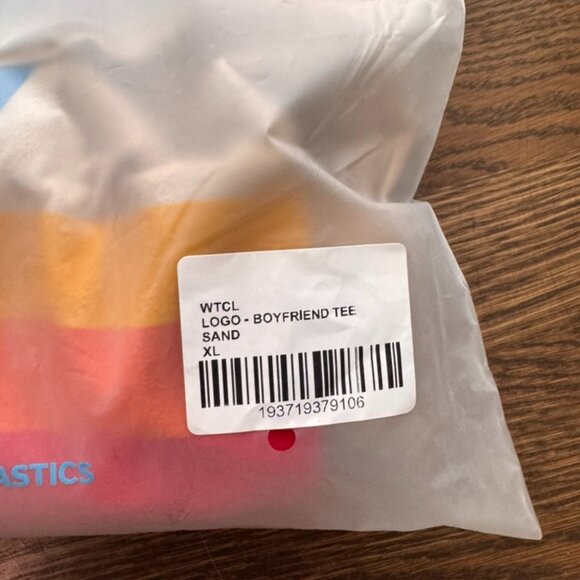 NWT Aviator Nation LOGO Boyfriend Tee shirt top Women's XL Sand - Picture 4 of 4